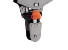 Specificity n &deg; 2 of the Pulley Trac Club Petzl